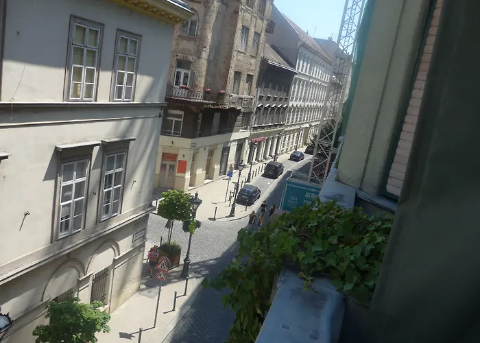 Amber Terrace Studios Downtown Budapest